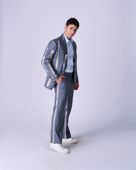 Paradox Suit: Unconventional Style Statement